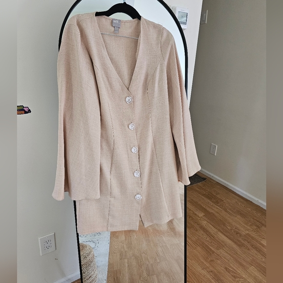 Asos design button through linen look mini dress with fluted sleeve - Picture 3 of 3